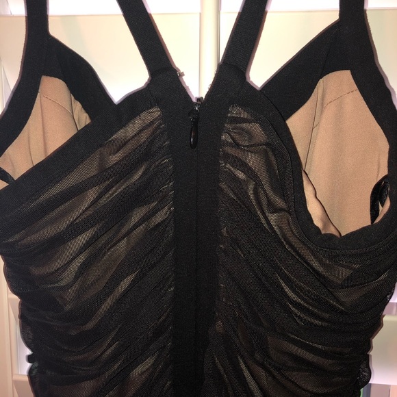 PRICE DROP! Beautiful BCBG dress - Picture 7 of 7